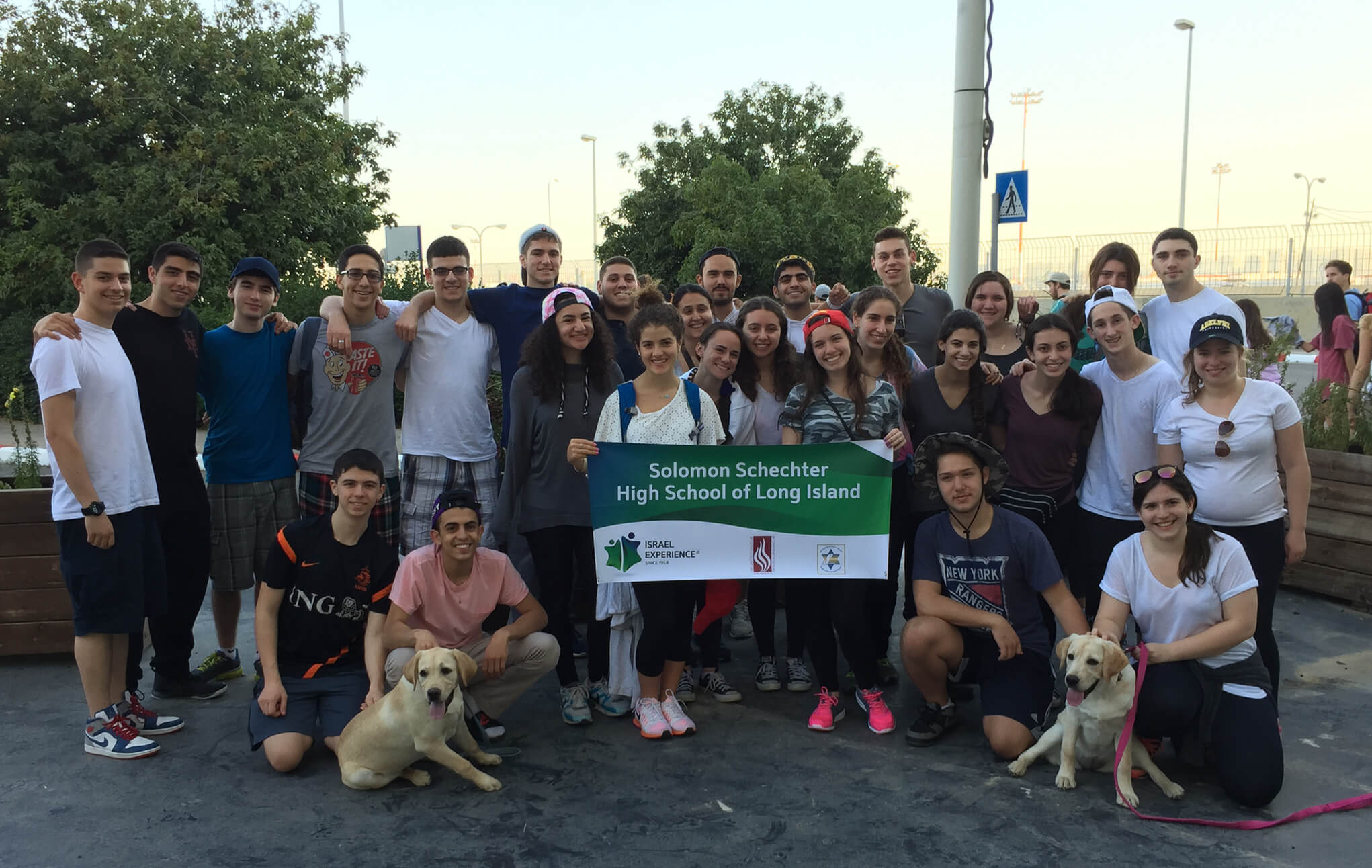 Solomon Schechter High School Long Island with guide dogs